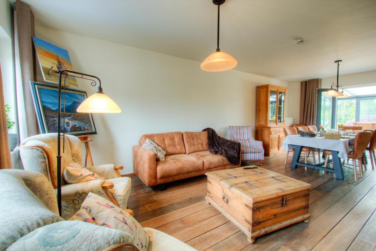 Bed & Breakfast 'T Veerke Dilsen Stokkem Bagian luar foto