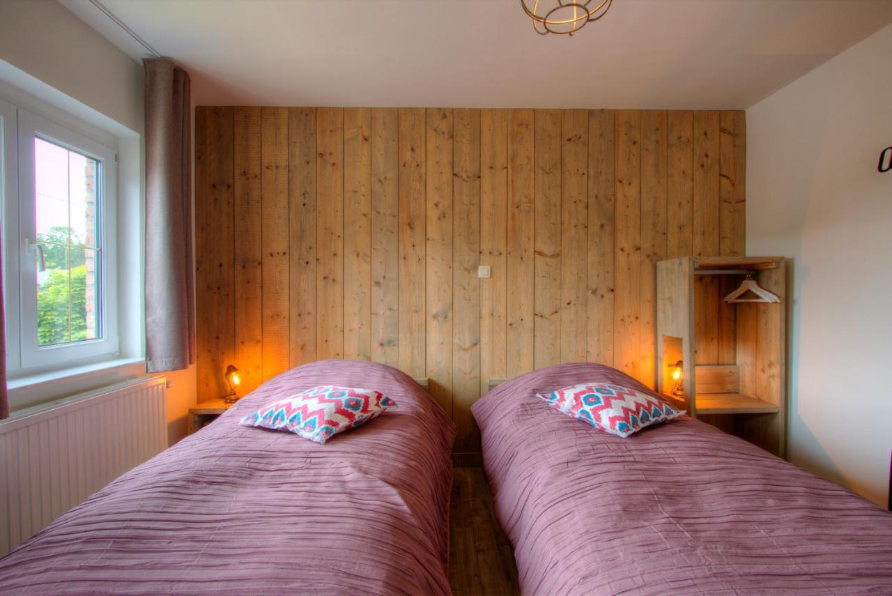 Bed & Breakfast 'T Veerke Dilsen Stokkem Bagian luar foto