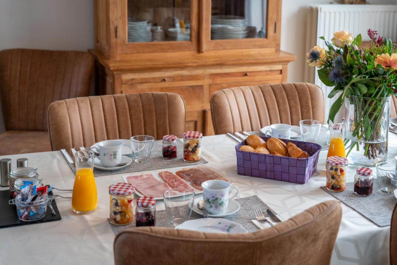 Bed & Breakfast 'T Veerke Dilsen Stokkem Bagian luar foto