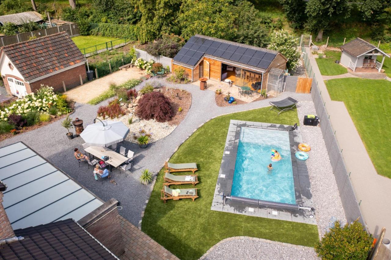 Bed & Breakfast 'T Veerke Dilsen Stokkem Bagian luar foto